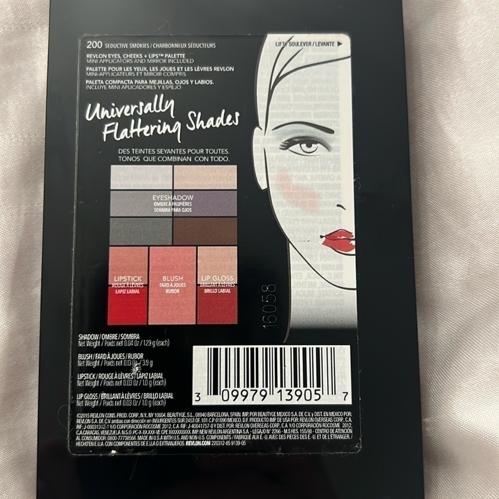 Revlon eyes, cheeks, and lips 200-seductive smokies - Picture 3 of 3